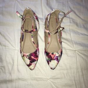 DreamPairs floral flats